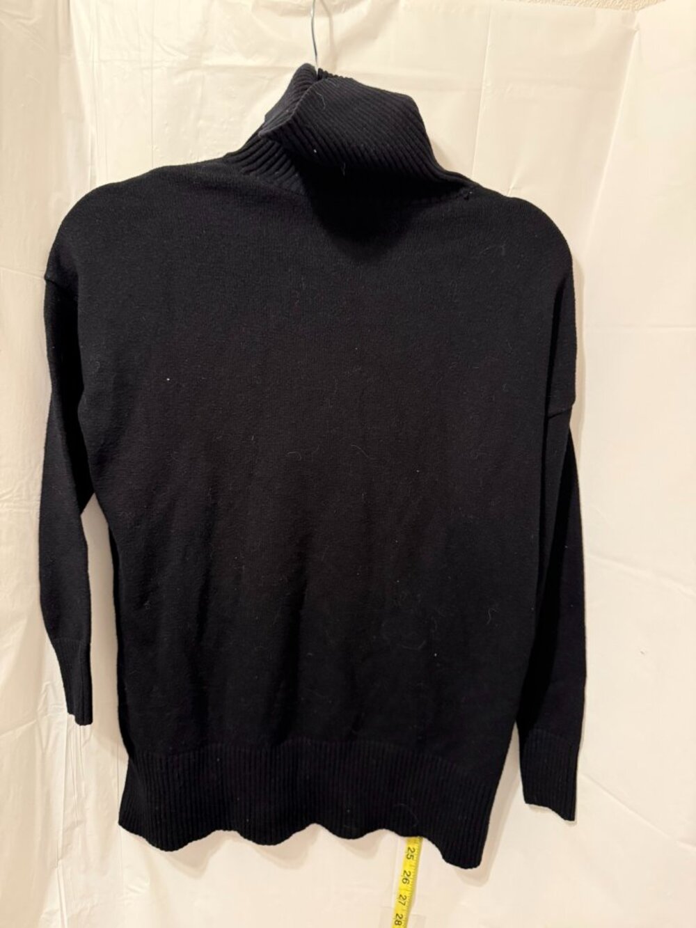 Ann Taylor XS Black Turtleneck Sweater Split Hem Ribbed